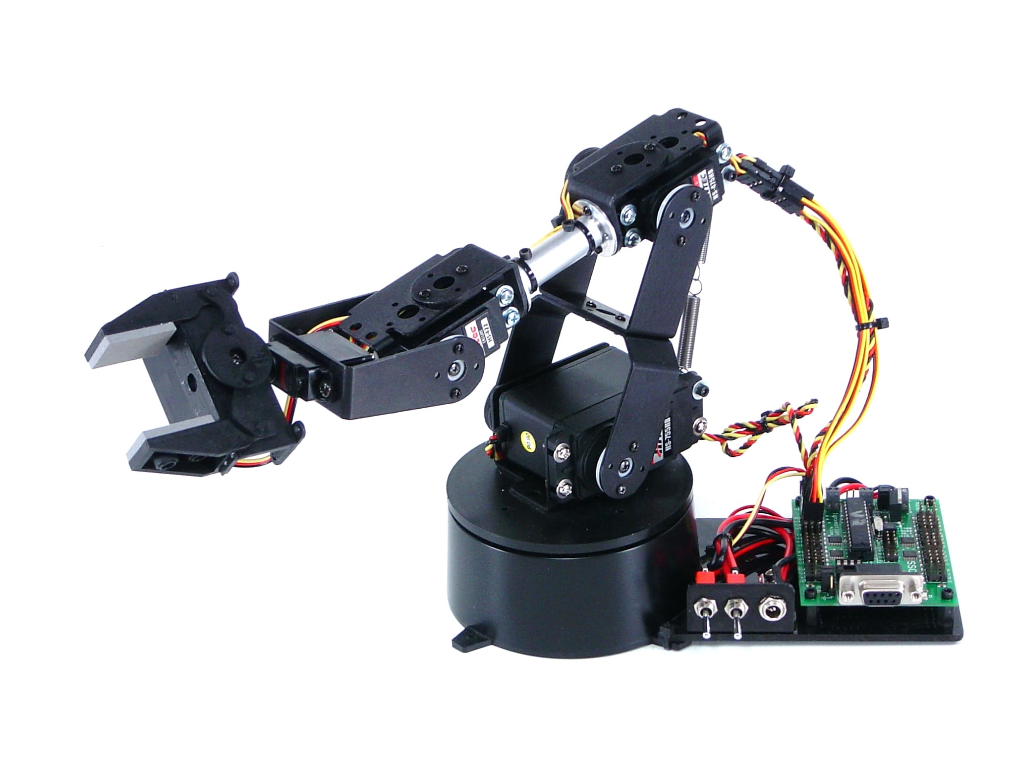 Robotic arm used for autonomous food-service research